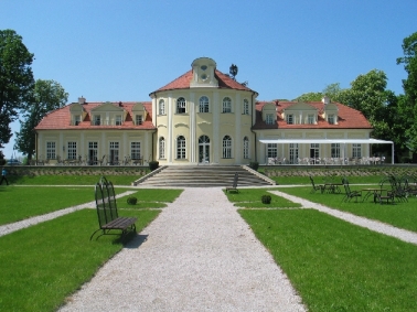 Pałac w Sokolnikach
